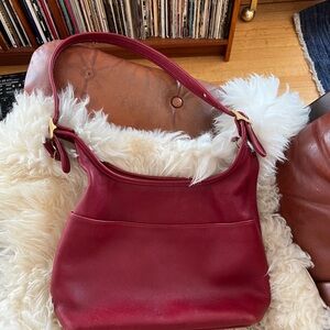 Elegant Red Leather Shoulder Bag